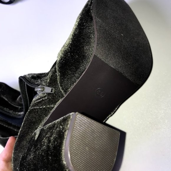 Yoki Over the Knee Velvet boots - Picture 3 of 8